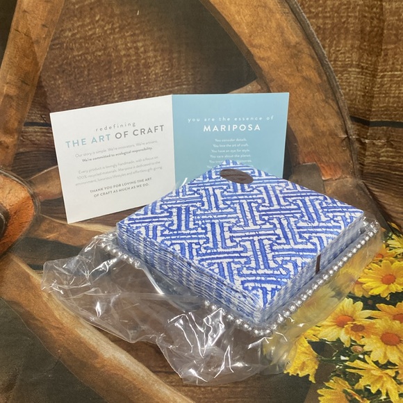 🆕 Mariposa Elegant Dessert Napkin Holder - Picture 4 of 5